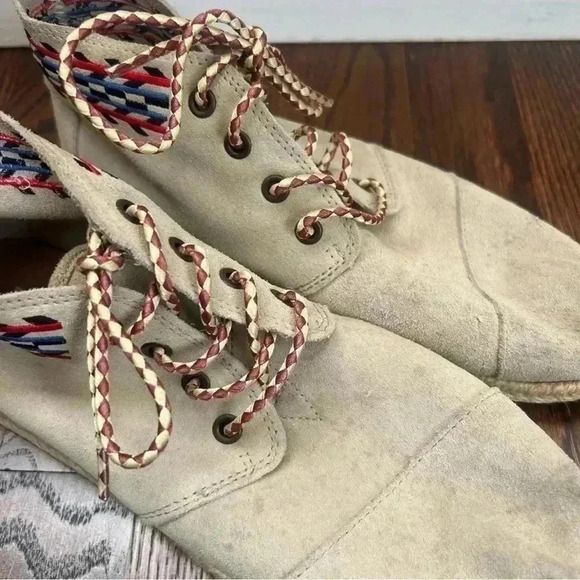 Tom's Alarco Suede Leather Desert Bootie Shoes Aztec Sneakers Women Sz 8 Lace Up - Picture 11 of 15